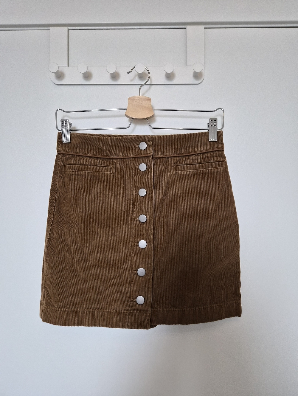Aritzia Wilfred Free Karmen Corduroy Skirt
